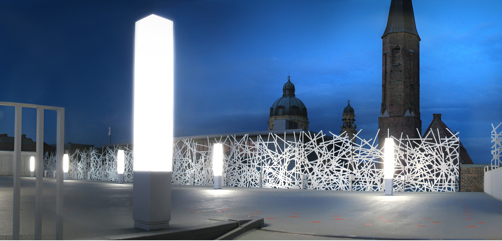 Blick vom Dach der Salvatorgarage bei Nacht