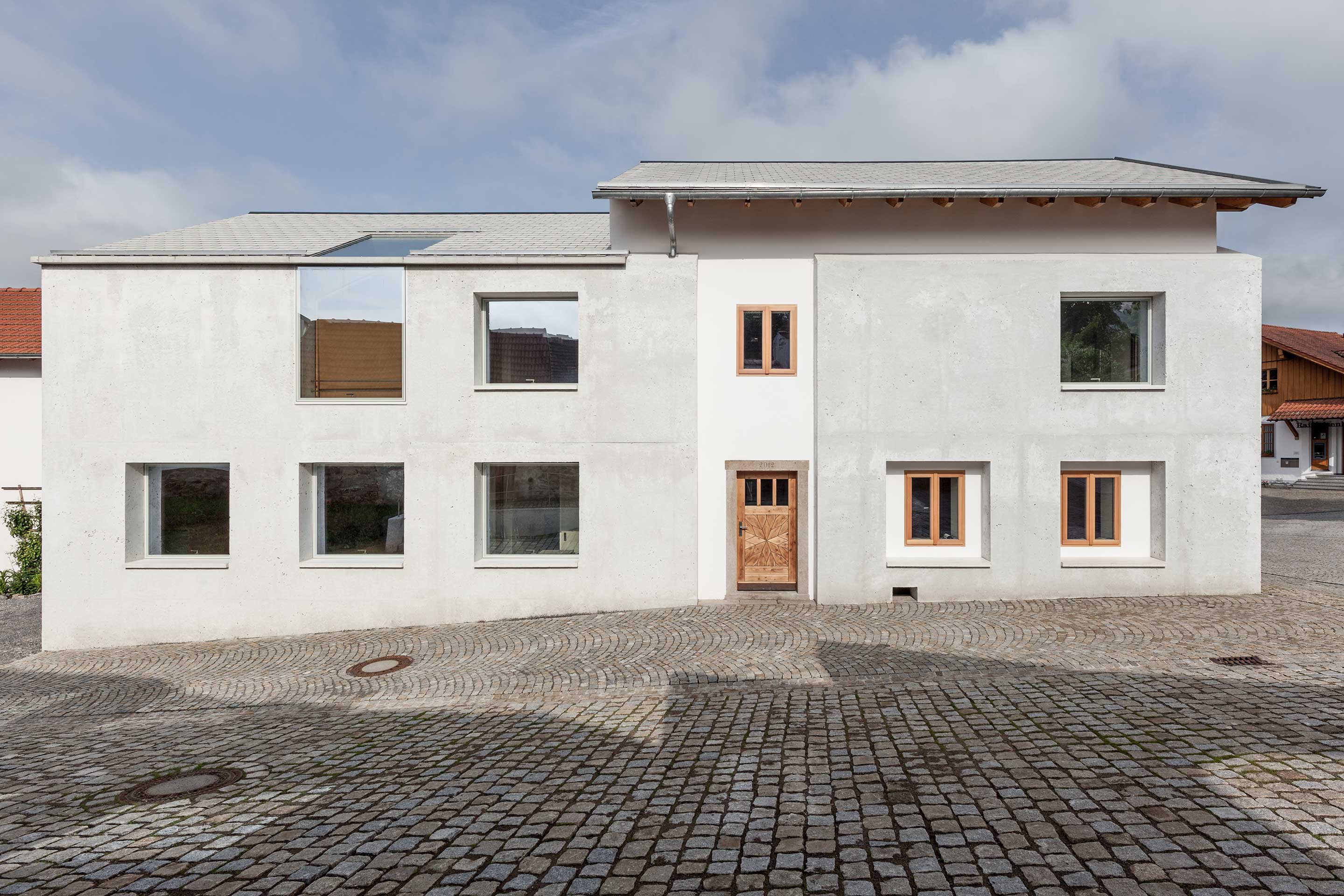 Bürgerhaus Blaibach, Blick aif die Ostfassade